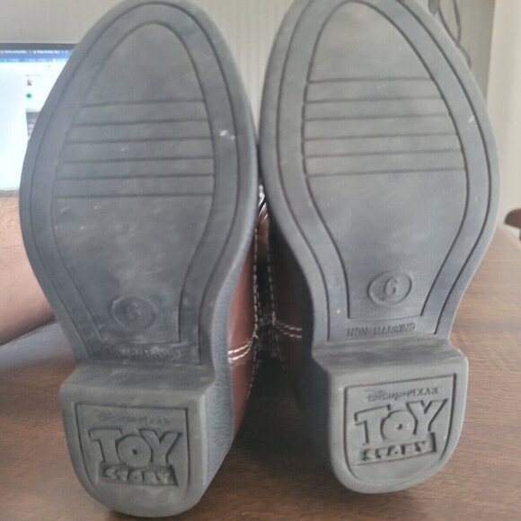 Disney/Pixar Toy Story Woody Kid's Boots Size 6 Kids - Picture 9 of 12